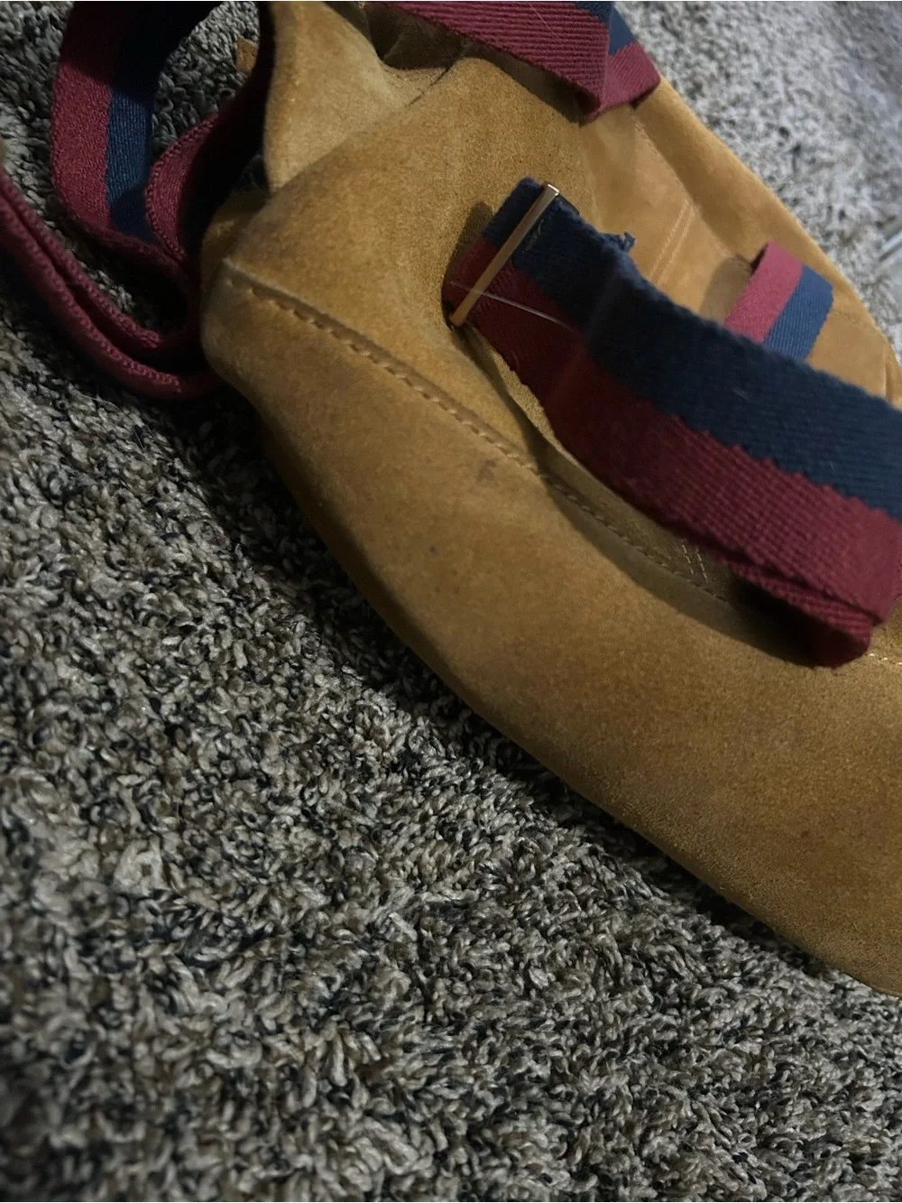 margot compact suede
